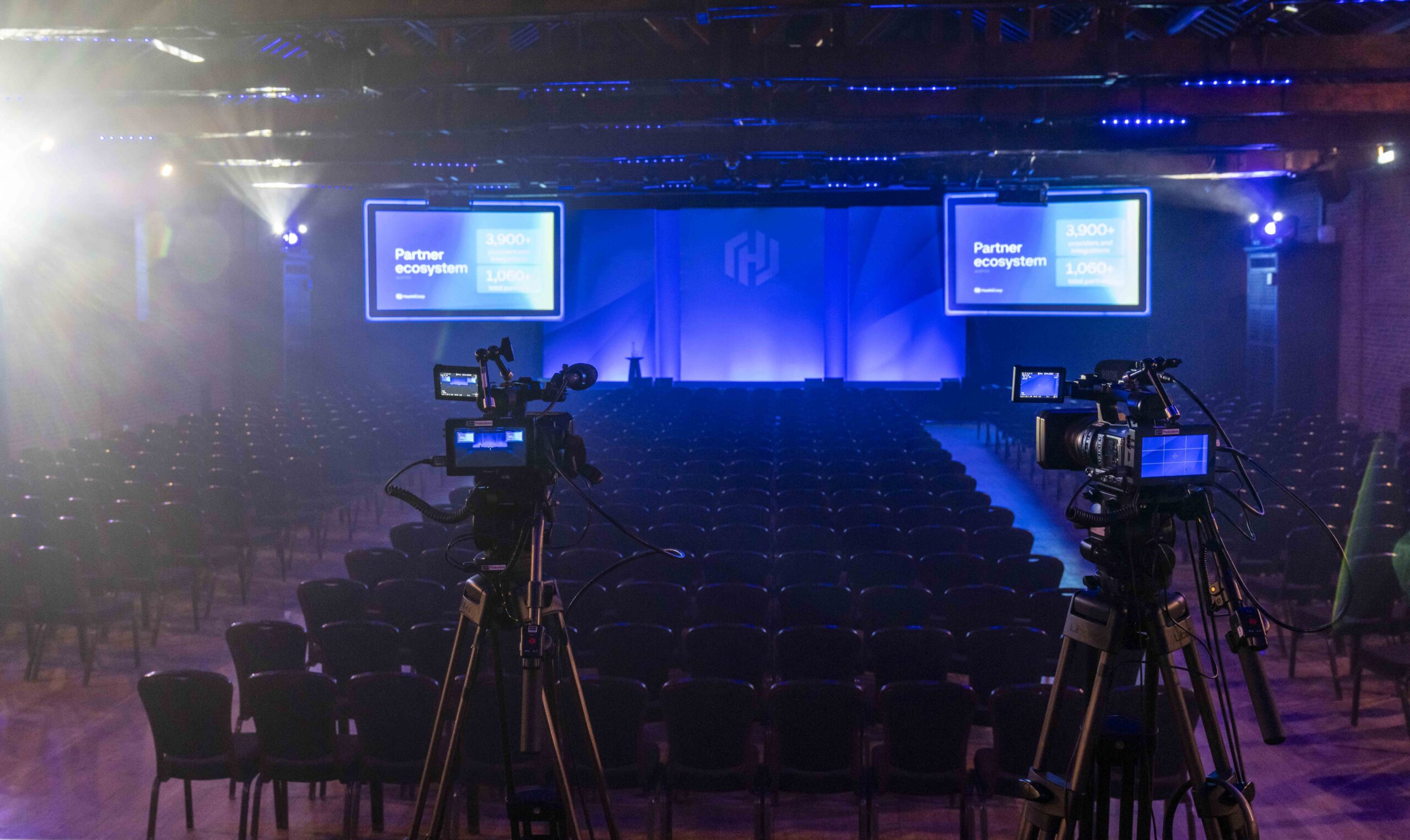 How to Plan a Hybrid Event in 2026
