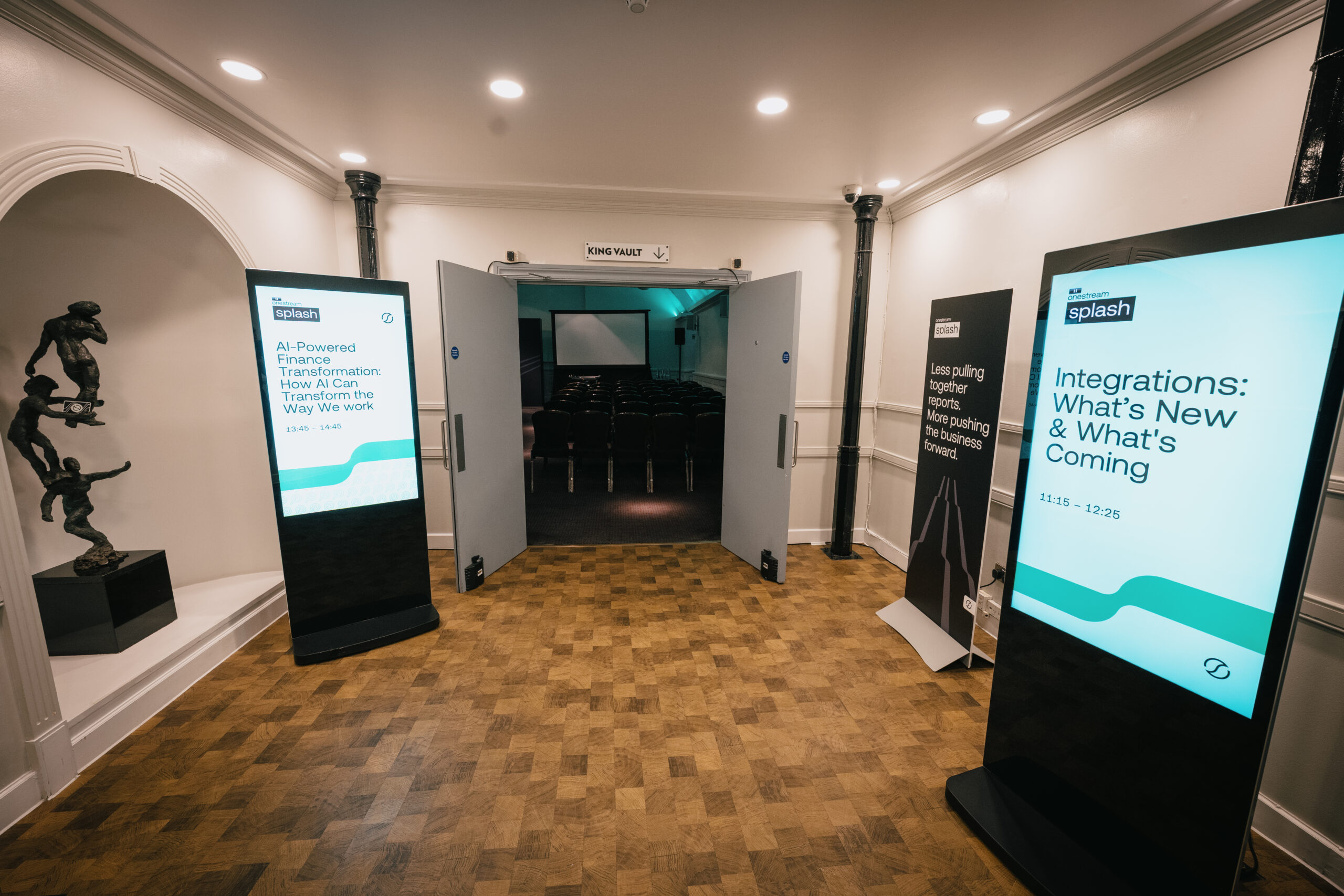 Smeaton Vaults Foyer - Onestream Splash